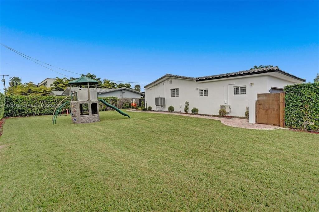 3101 NE 164th North Miami Beach, FL 33160