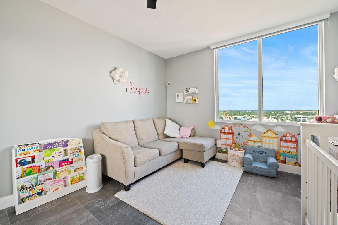 315 NE 3rd #1907 Fort Lauderdale, FL 33301