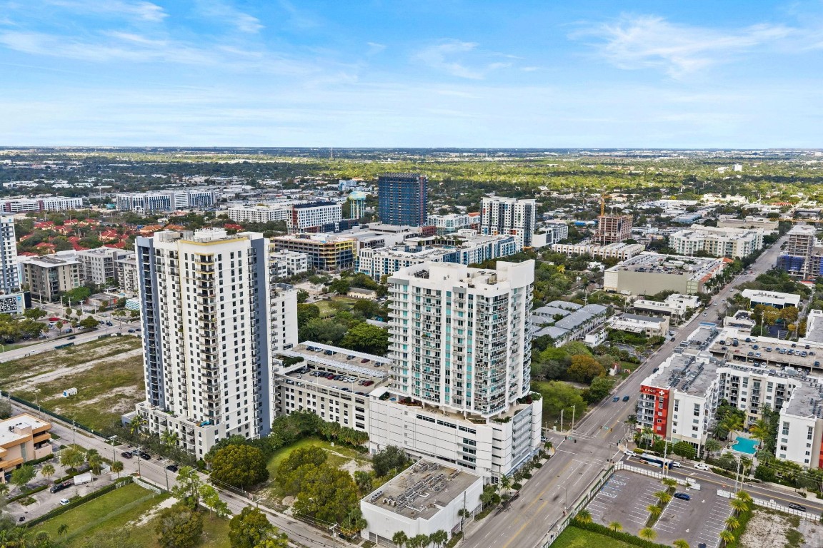 315 NE 3rd #1907 Fort Lauderdale, FL 33301