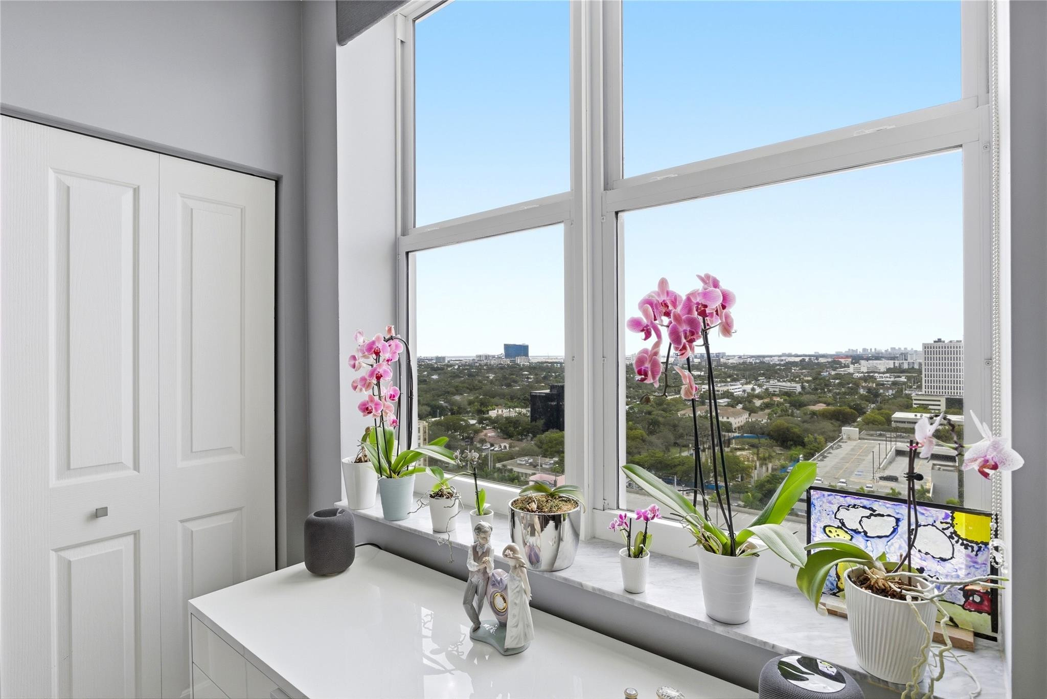 511 SE 5th #1811 Fort Lauderdale, FL 33301