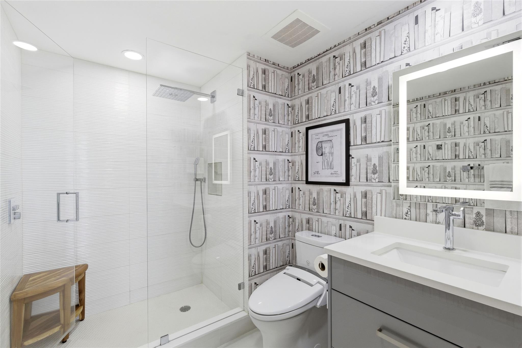 511 SE 5th #1811 Fort Lauderdale, FL 33301