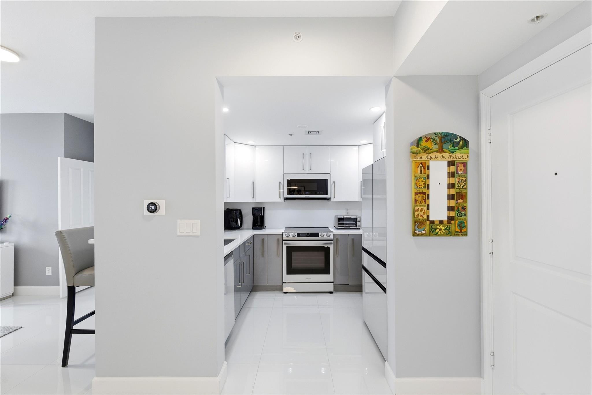 511 SE 5th #1811 Fort Lauderdale, FL 33301