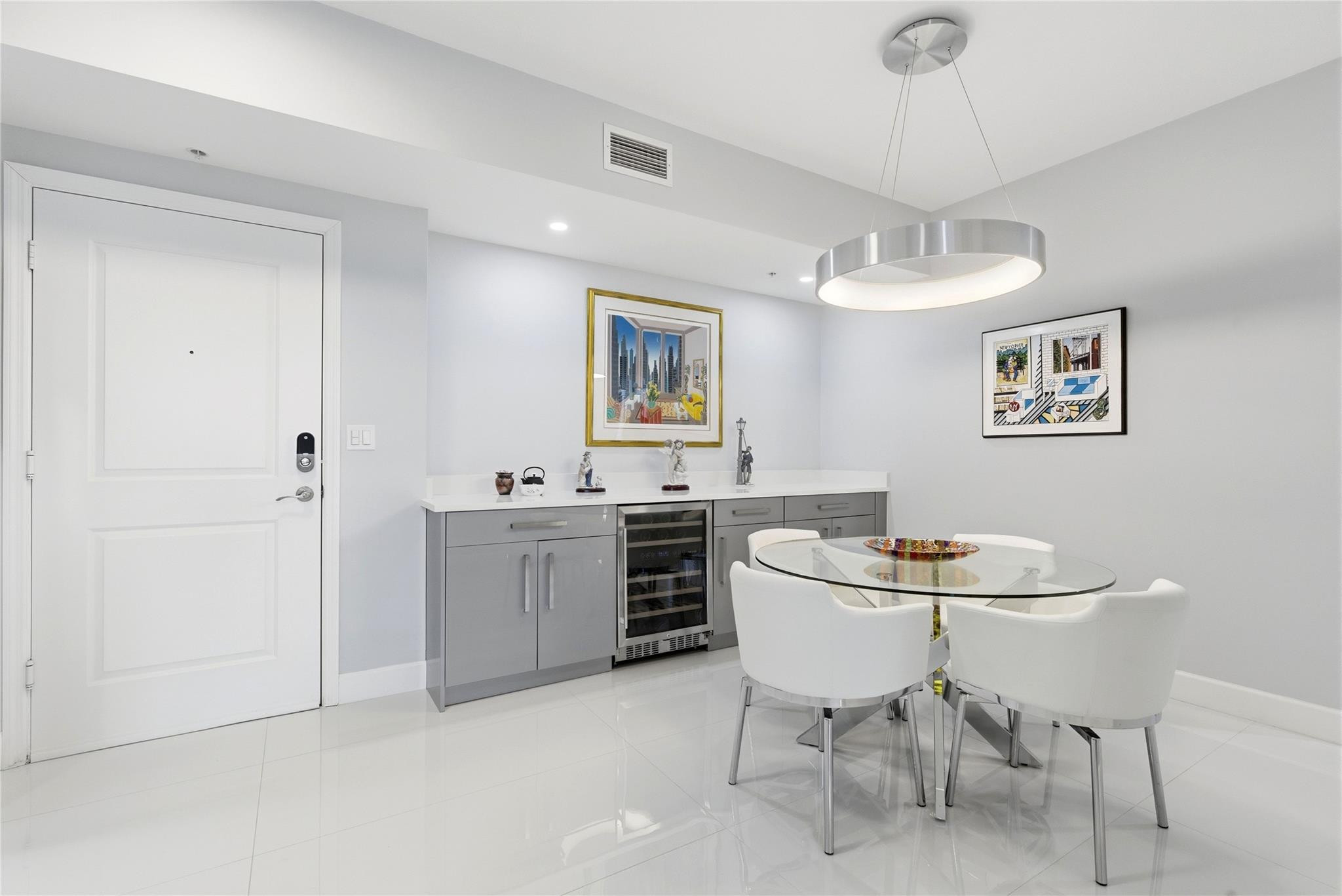 511 SE 5th #1811 Fort Lauderdale, FL 33301