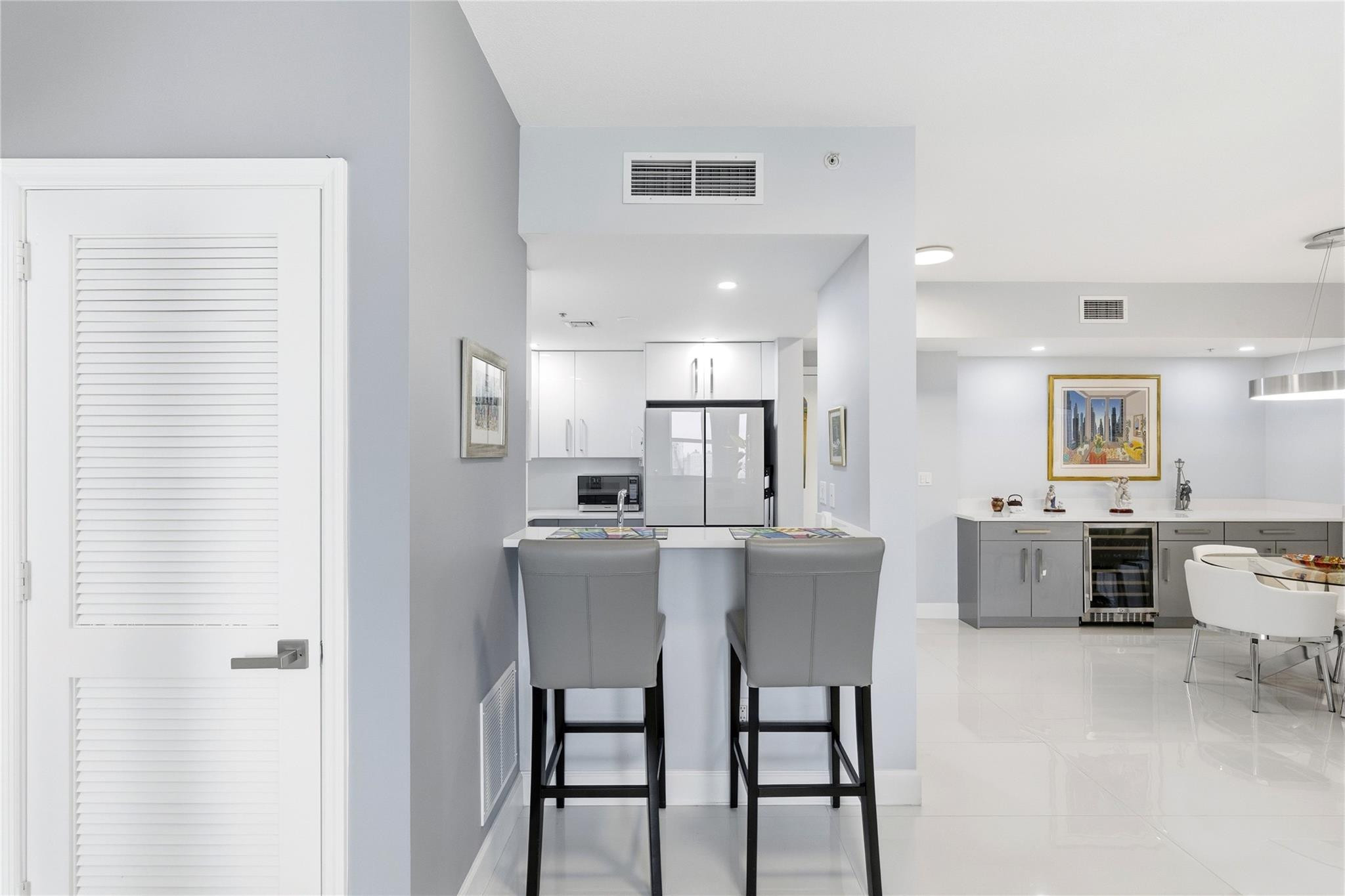 511 SE 5th #1811 Fort Lauderdale, FL 33301