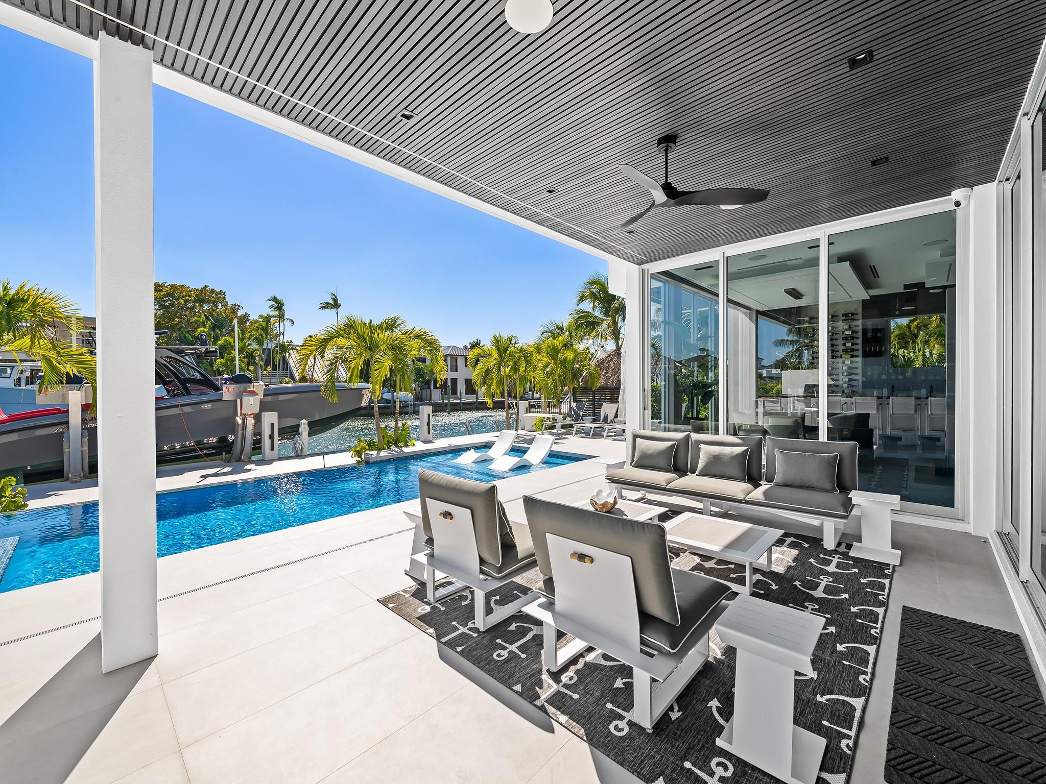 1528 SE 11th Fort Lauderdale, FL 33316