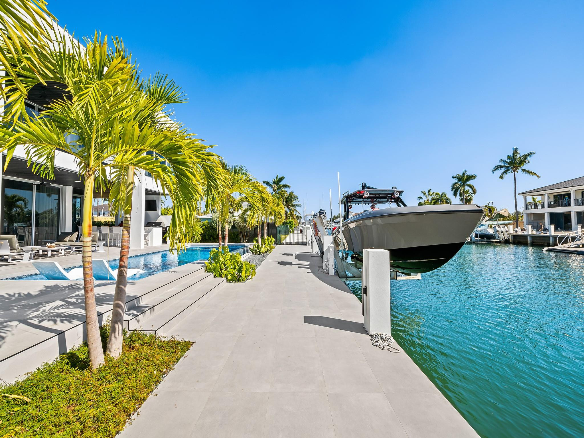 1528 SE 11th Fort Lauderdale, FL 33316