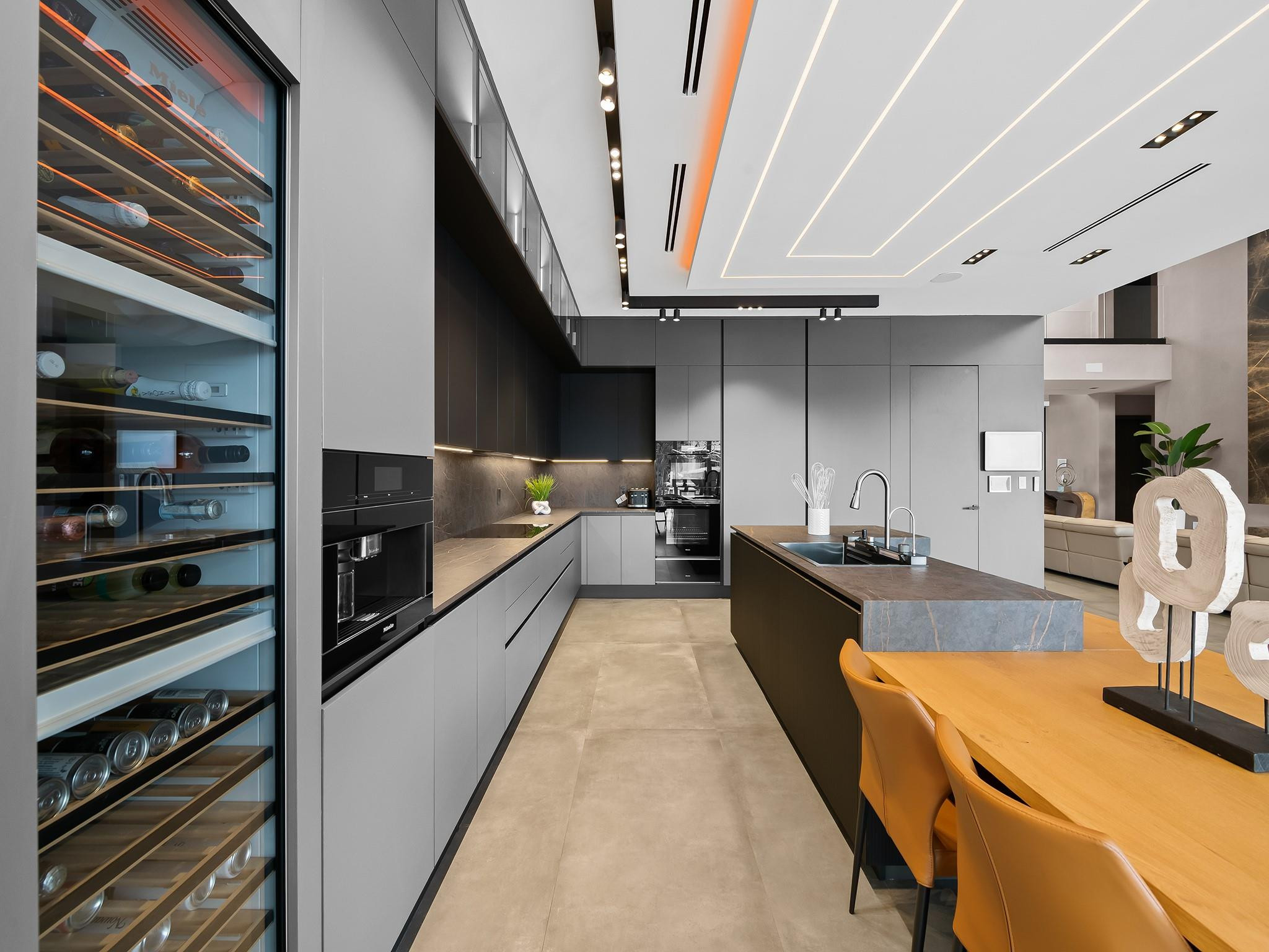 1528 SE 11th Fort Lauderdale, FL 33316