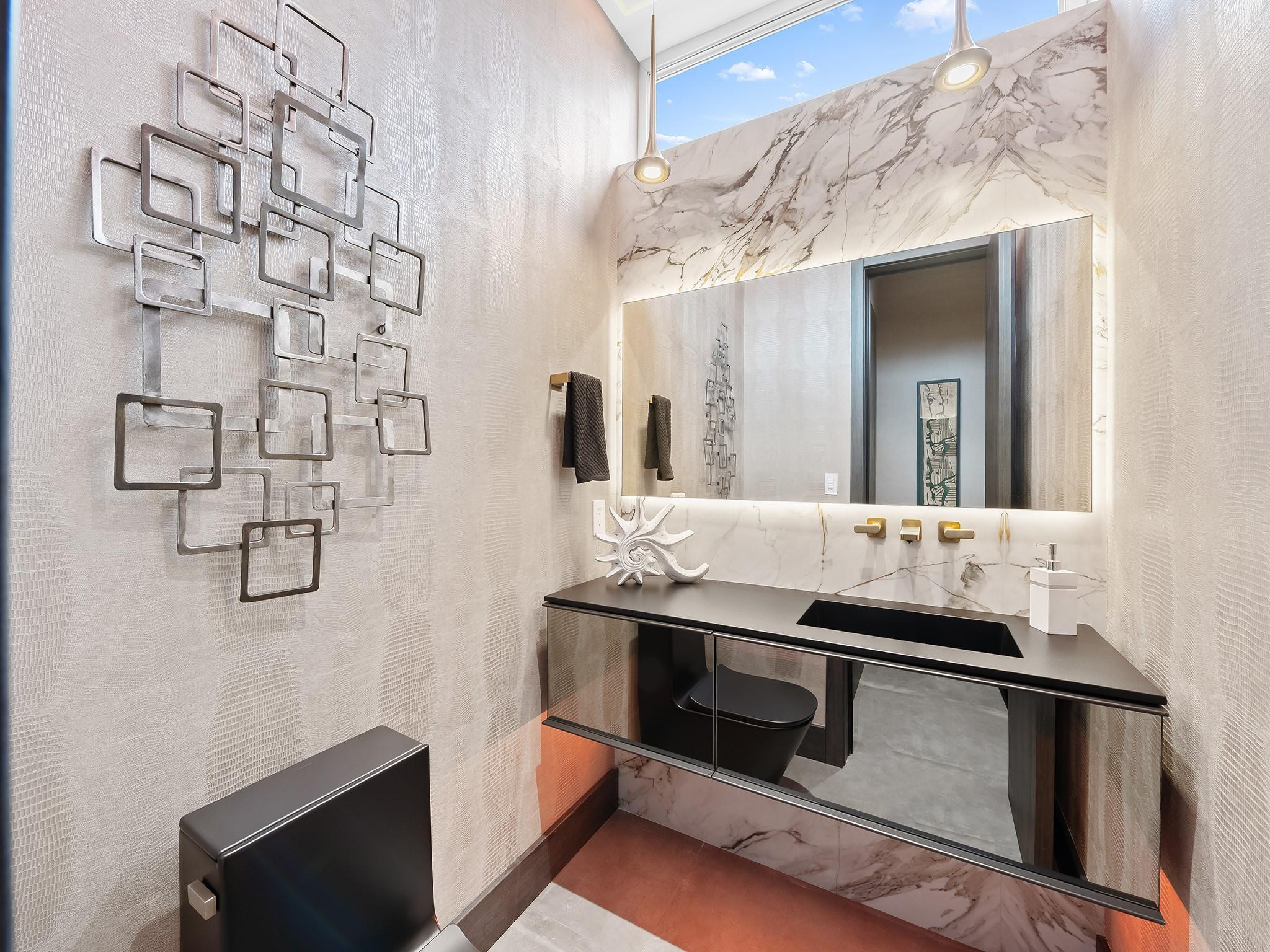 1528 SE 11th Fort Lauderdale, FL 33316