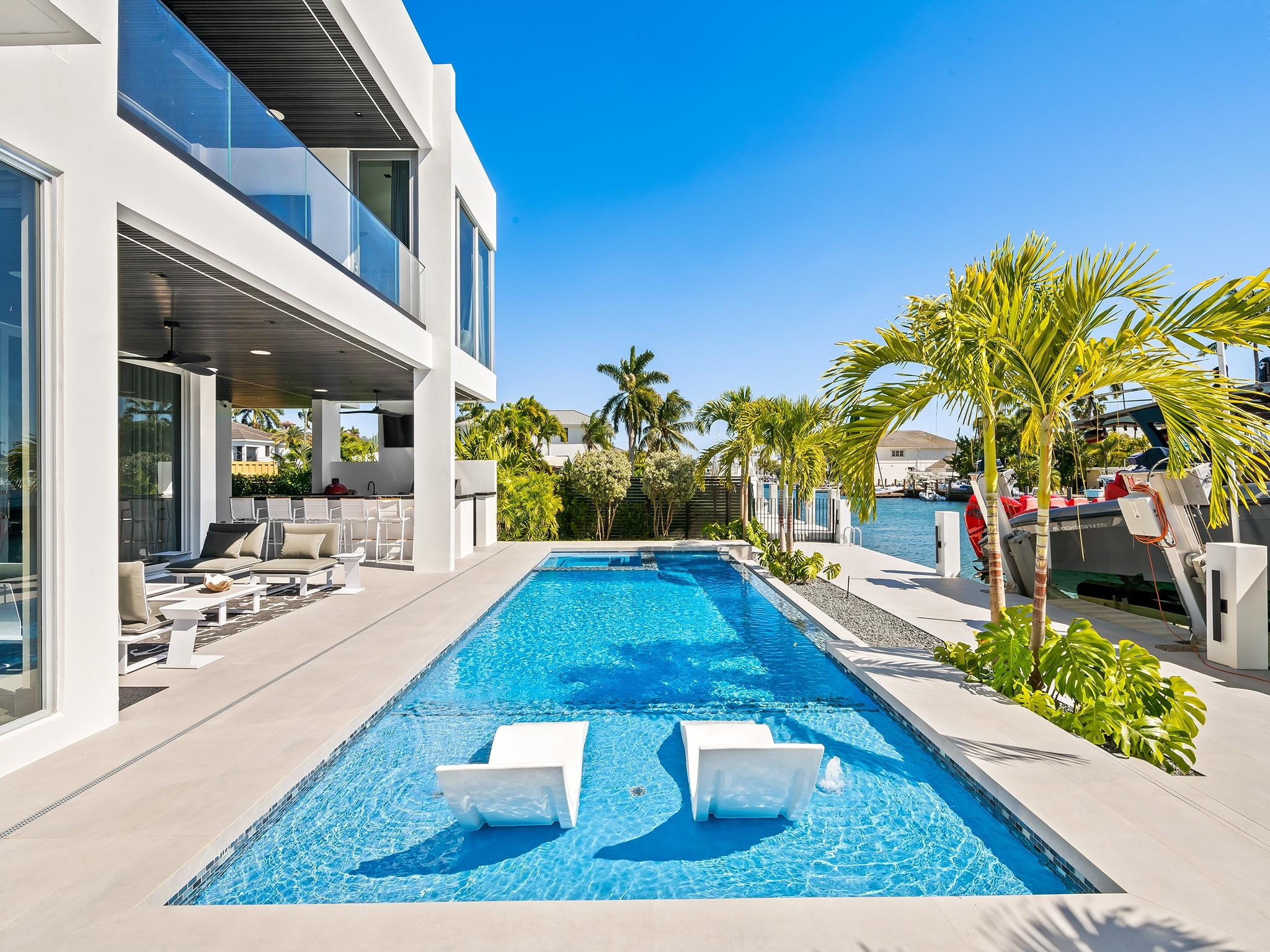 1528 SE 11th Fort Lauderdale, FL 33316