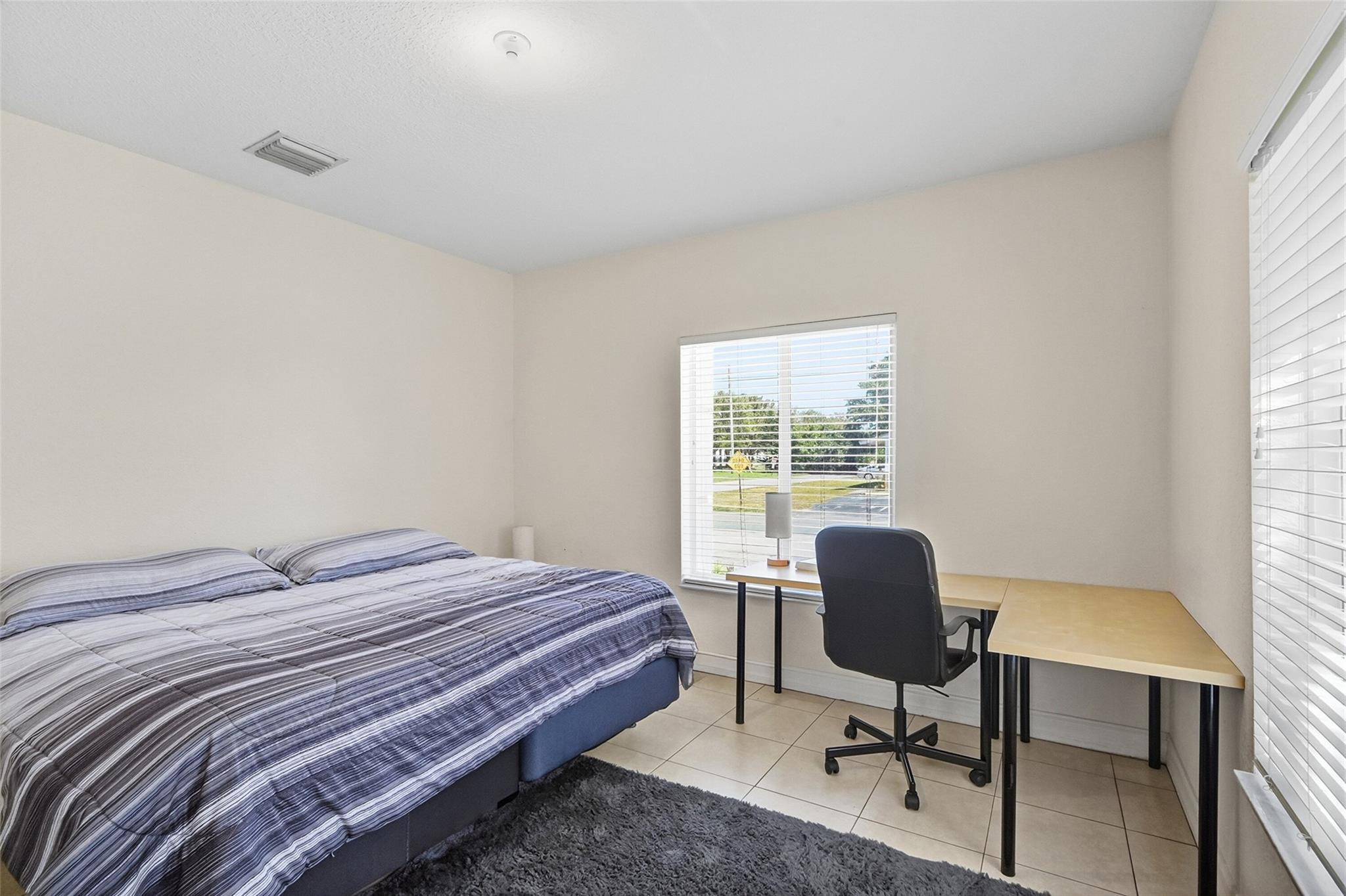 911 NE 12th Pompano Beach, FL 33060