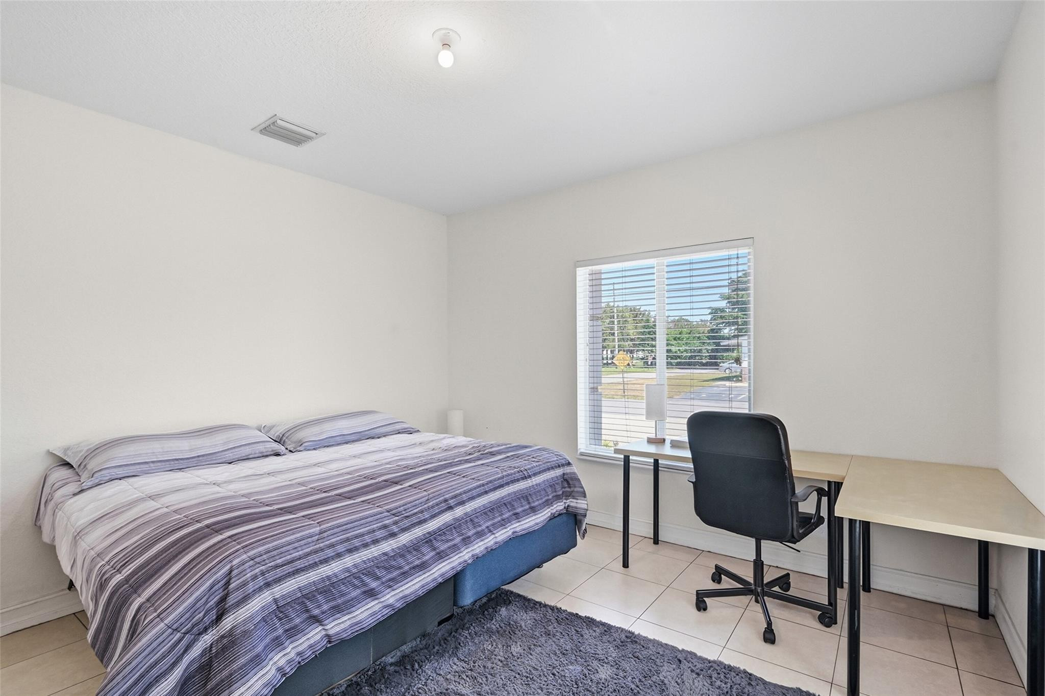 911 NE 12th Pompano Beach, FL 33060