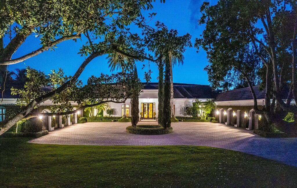 100 Harbor Way Jupiter Island, FL 33455