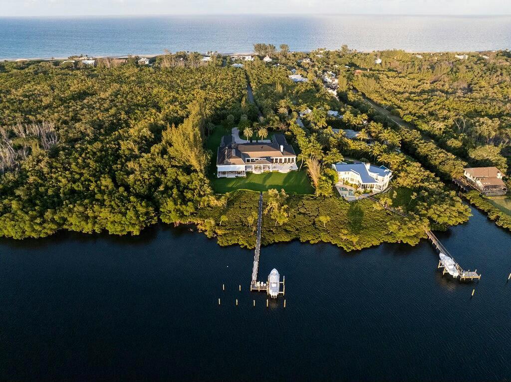 100 Harbor Way Jupiter Island, FL 33455