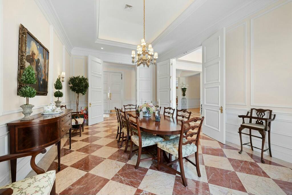 100 Harbor Way Jupiter Island, FL 33455