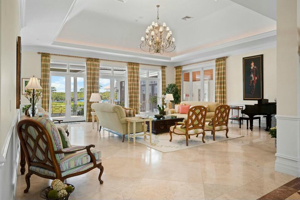 100 Harbor Way Jupiter Island, FL 33455