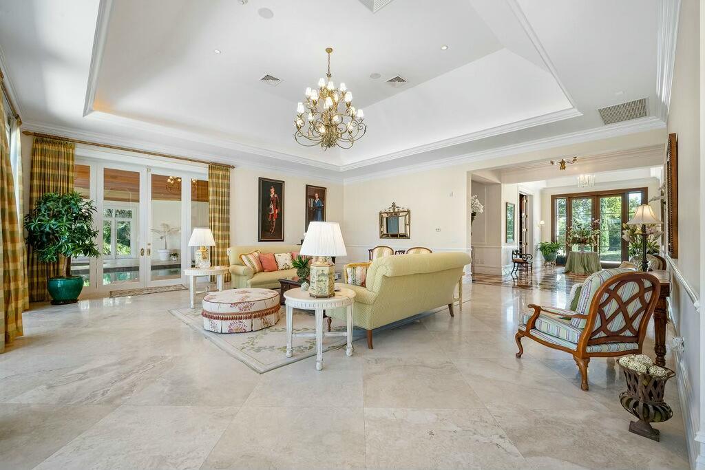 100 Harbor Way Jupiter Island, FL 33455