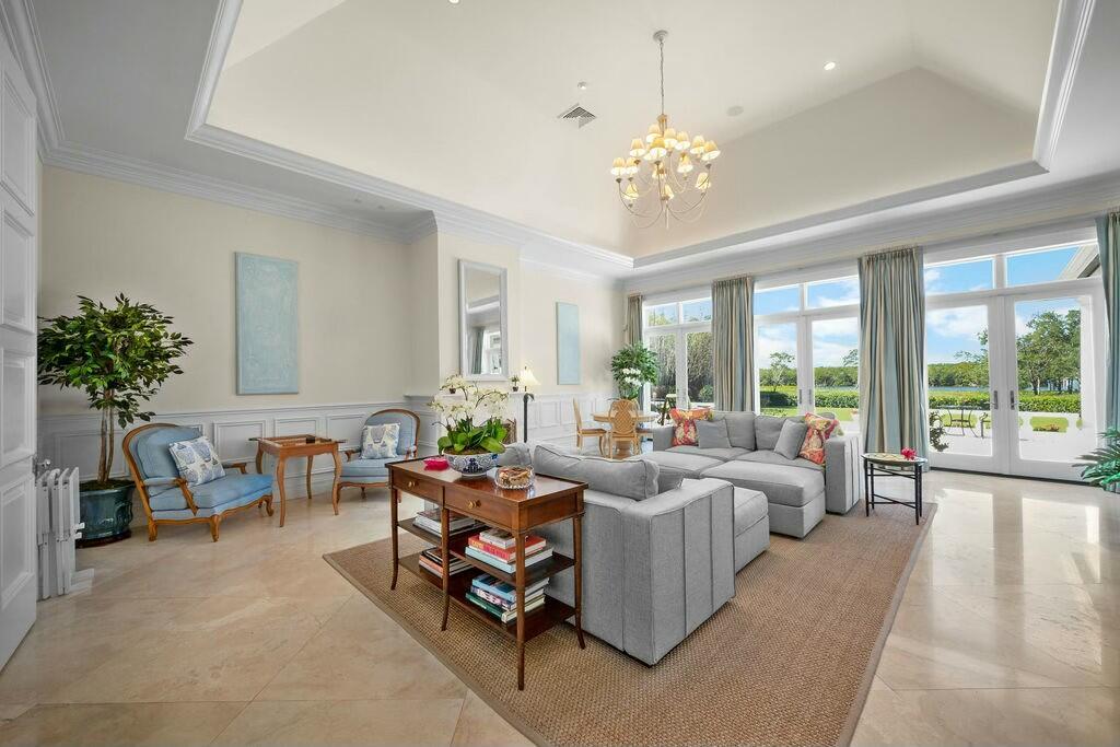 100 Harbor Way Jupiter Island, FL 33455