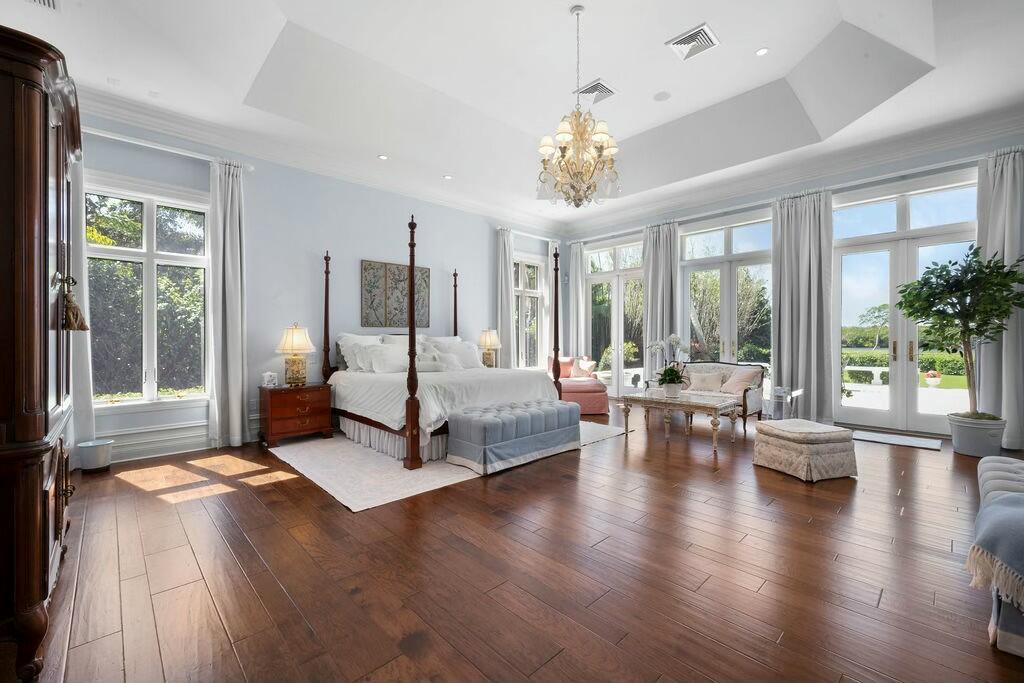 100 Harbor Way Jupiter Island, FL 33455