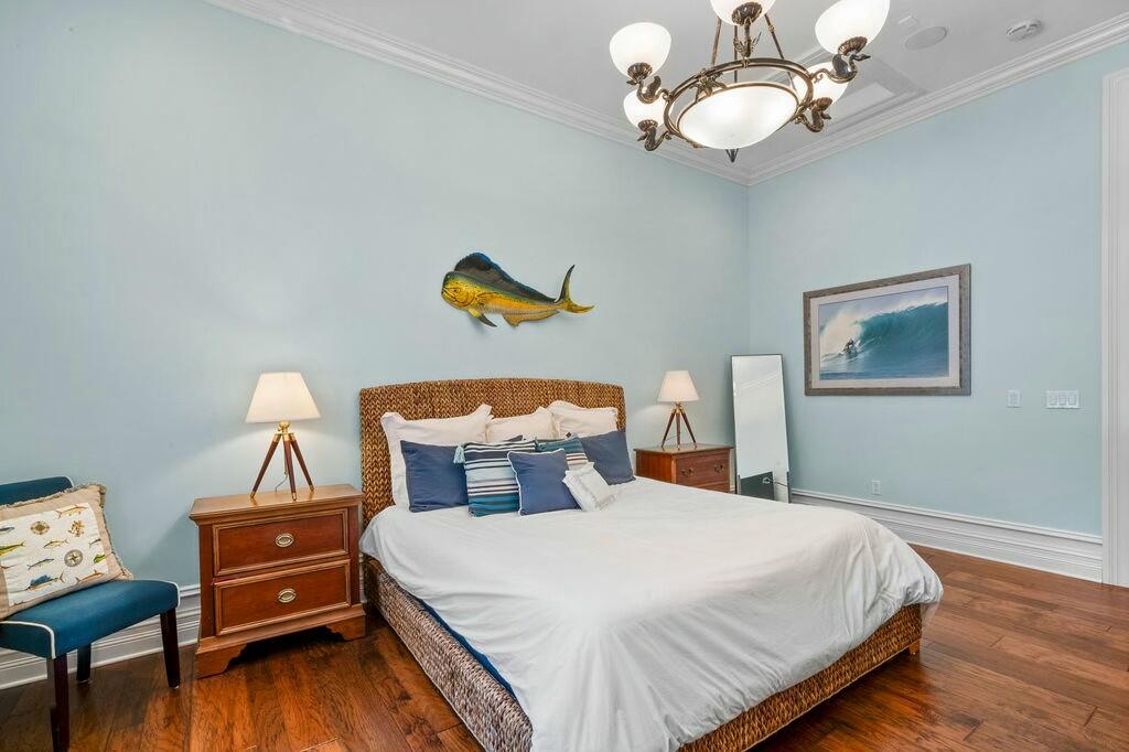 100 Harbor Way Jupiter Island, FL 33455