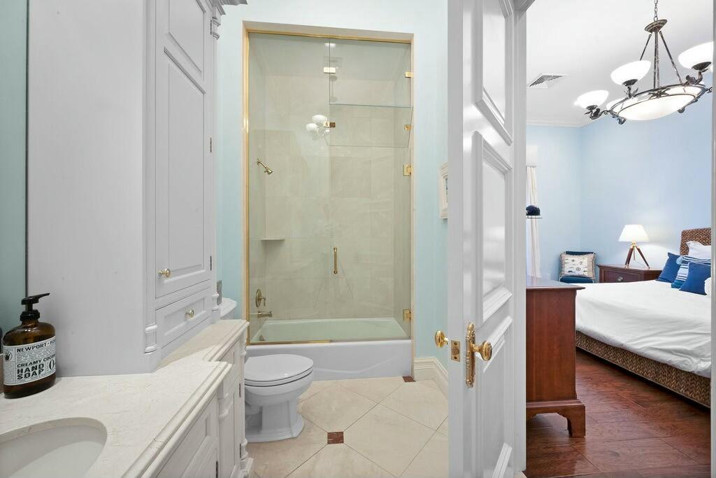 100 Harbor Way Jupiter Island, FL 33455