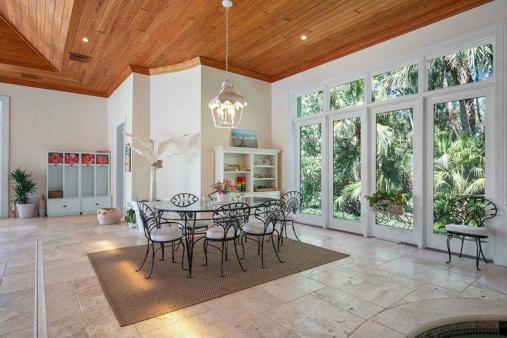 100 Harbor Way Jupiter Island, FL 33455