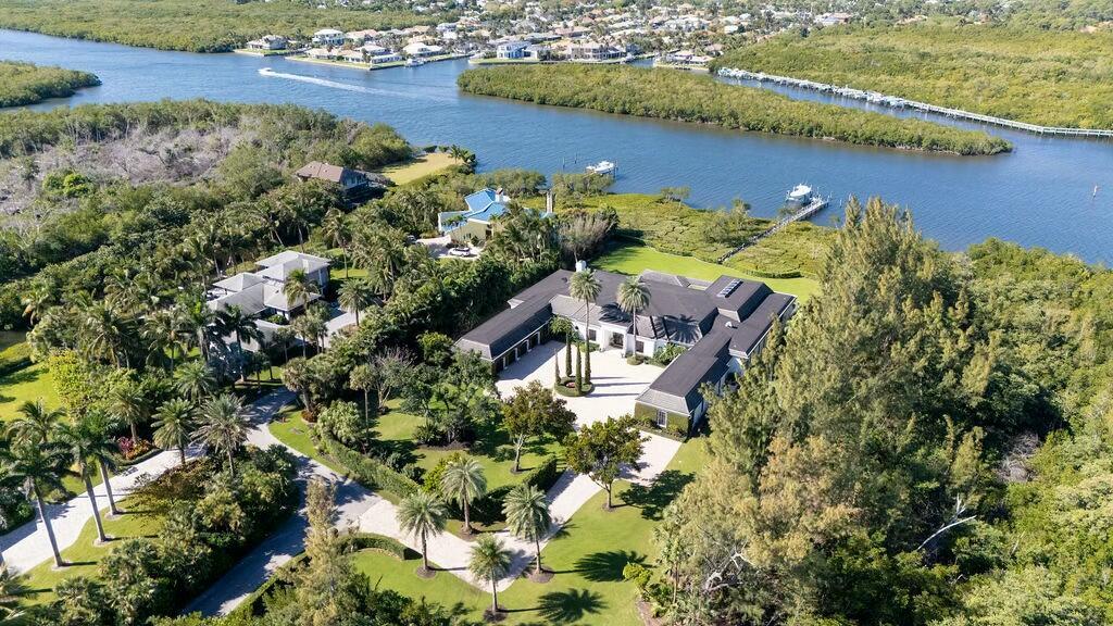 100 Harbor Way Jupiter Island, FL 33455