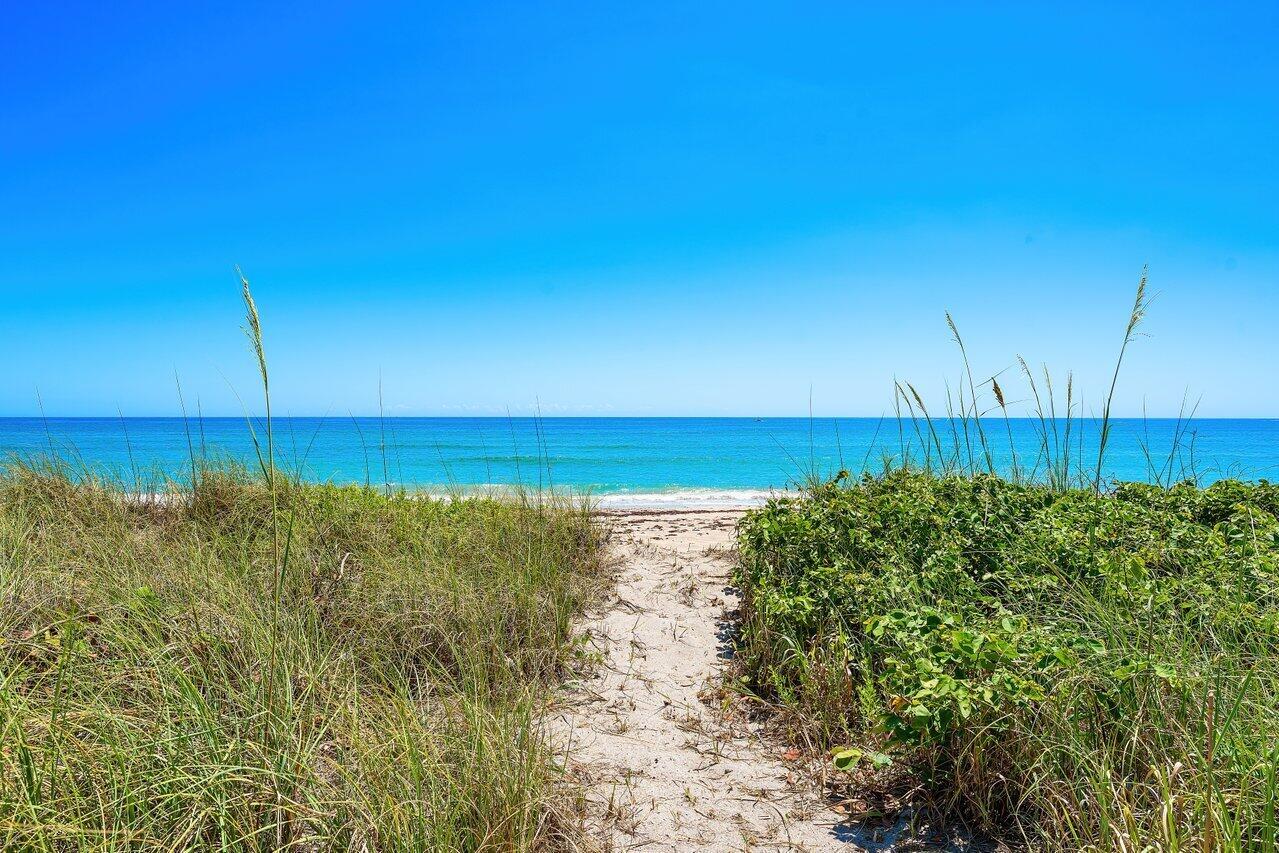3066 SE Dune Dr Stuart, FL 34996 3066 SE Dune Dr Stuart, FL 34996