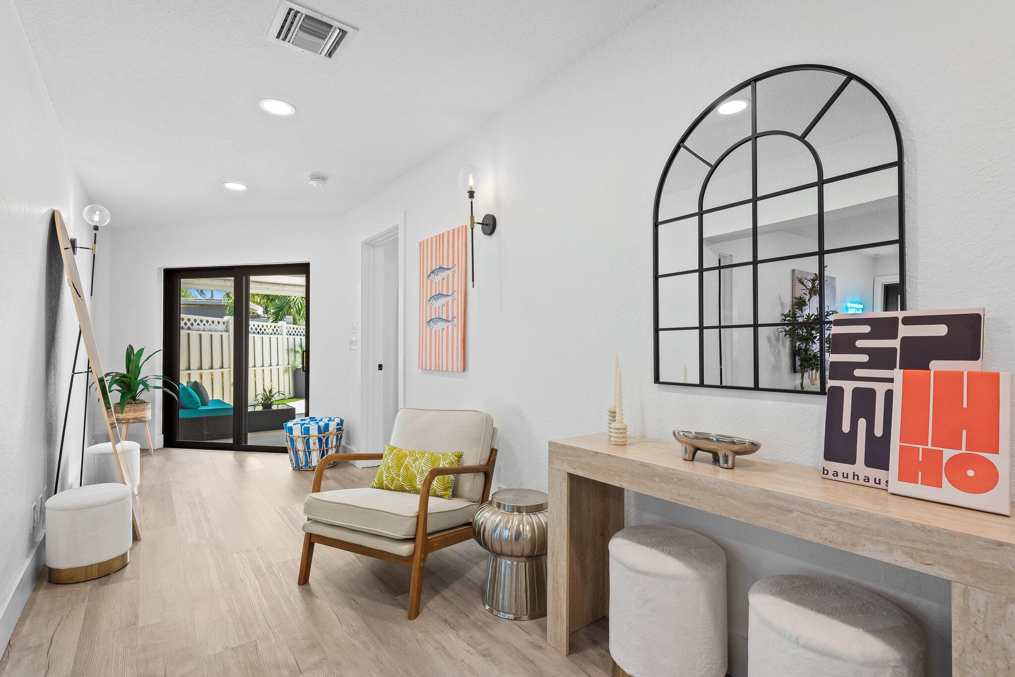 581 SE 5th Ave Pompano Beach, FL 33060