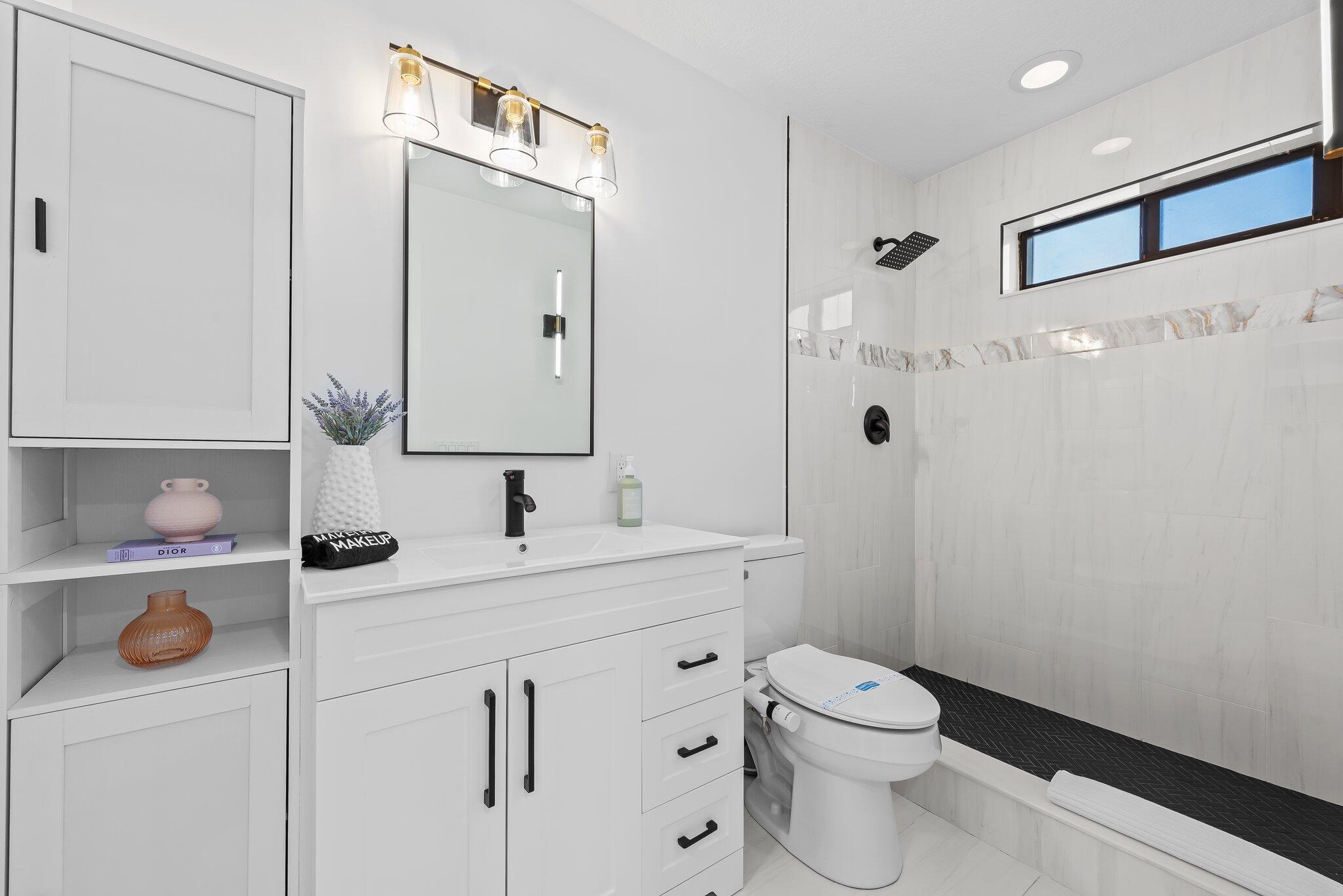 581 SE 5th Ave Pompano Beach, FL 33060