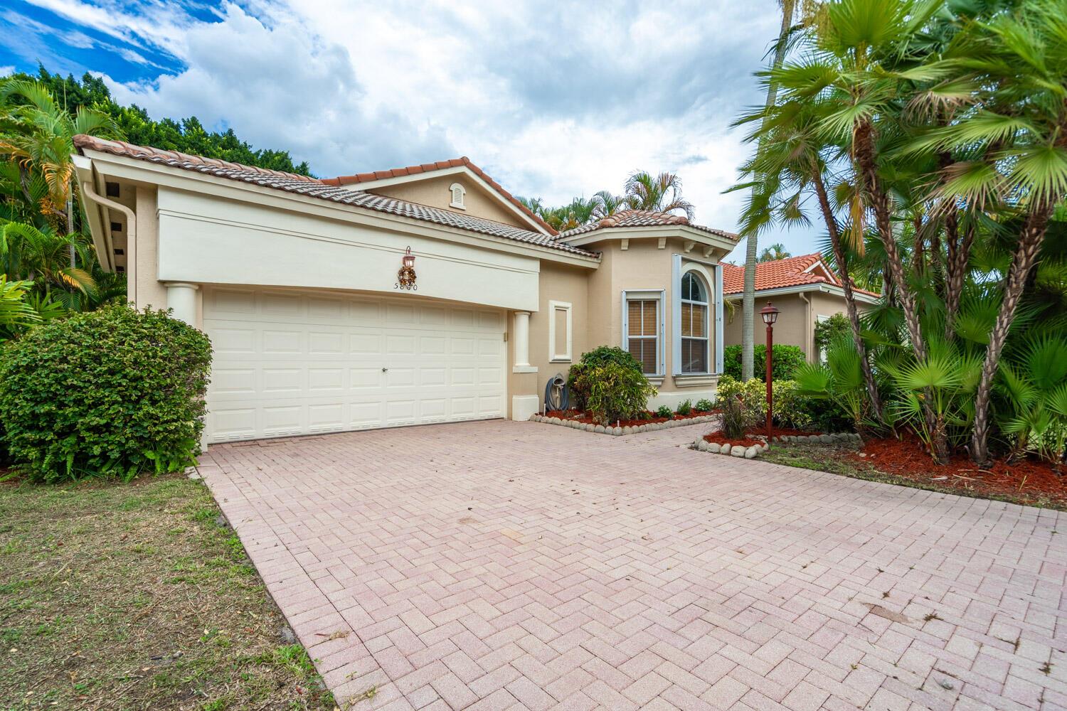 5860 NW 120th Ave