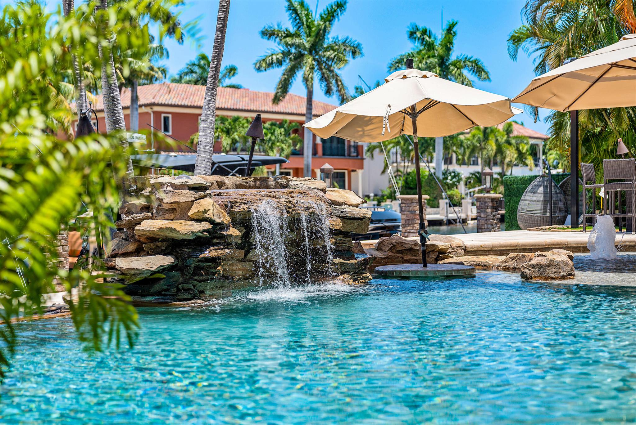 2325 NE 27th St Lighthouse Point, FL 33064