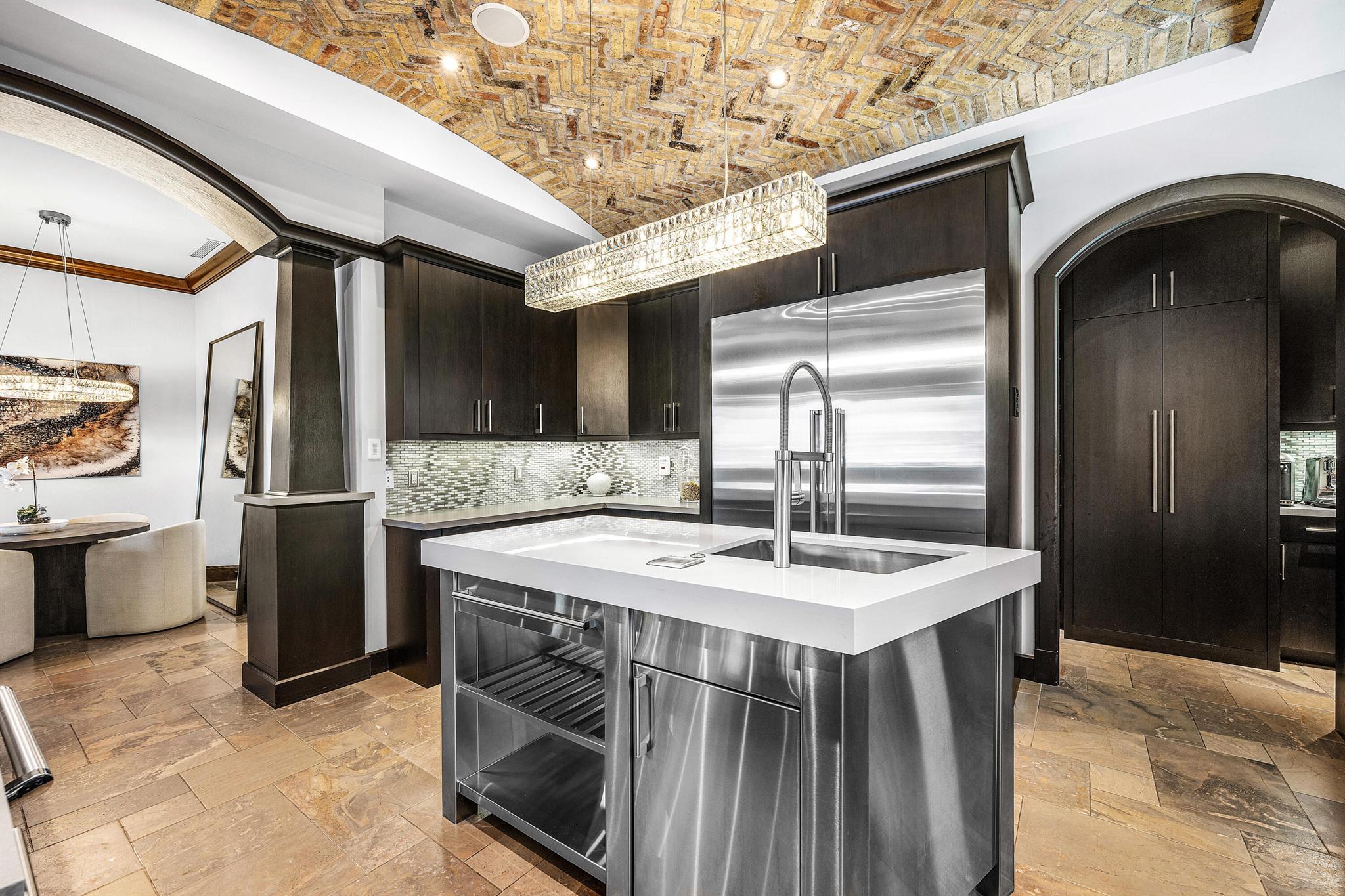 2325 NE 27th St Lighthouse Point, FL 33064