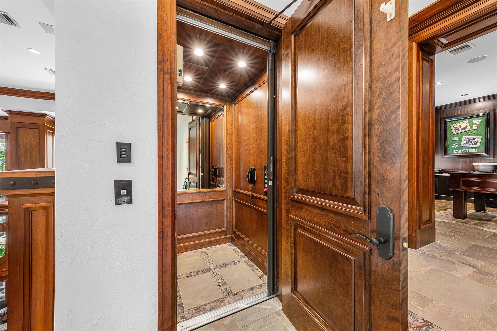 2325 NE 27th St Lighthouse Point, FL 33064