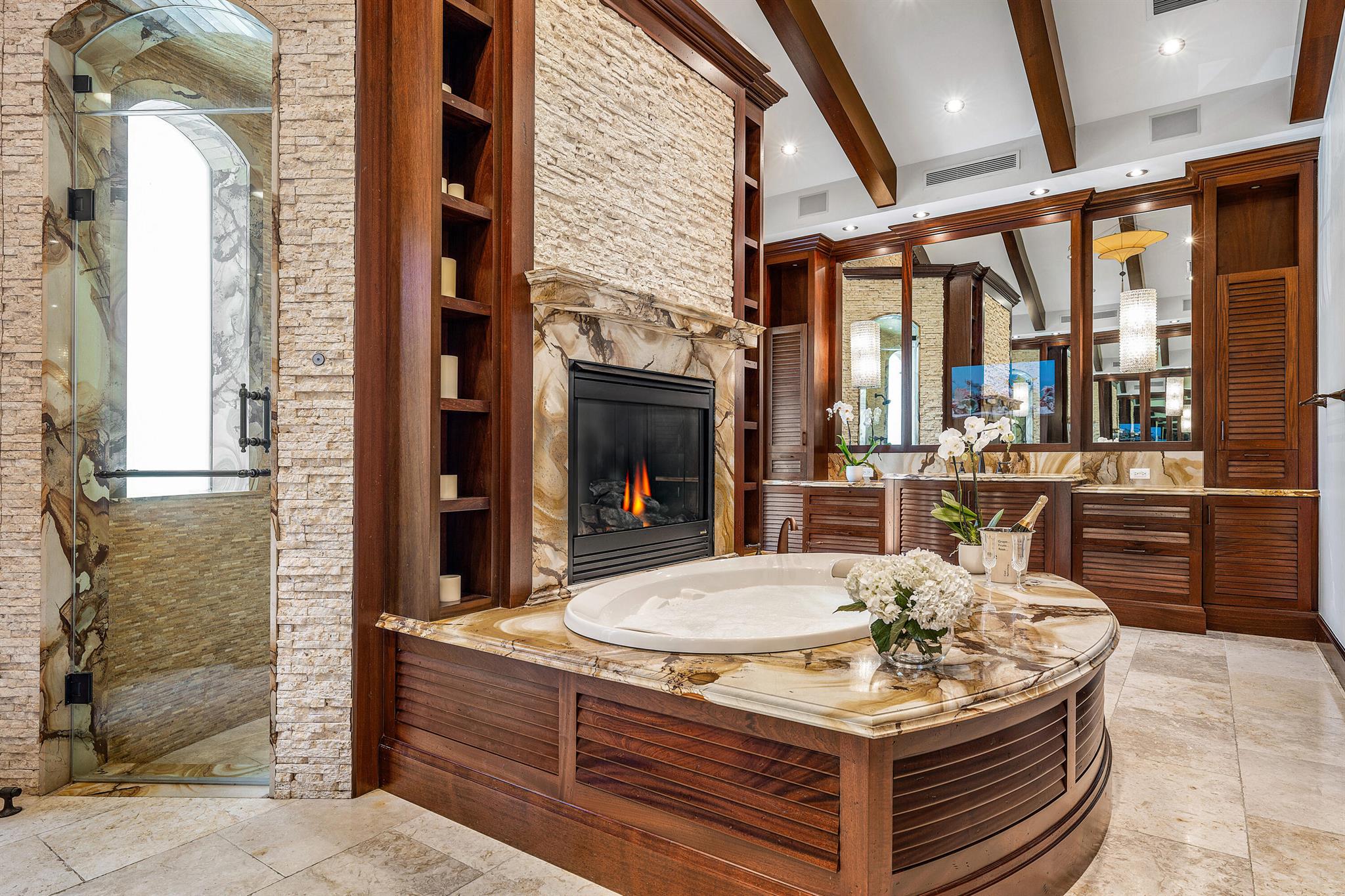 2325 NE 27th St Lighthouse Point, FL 33064