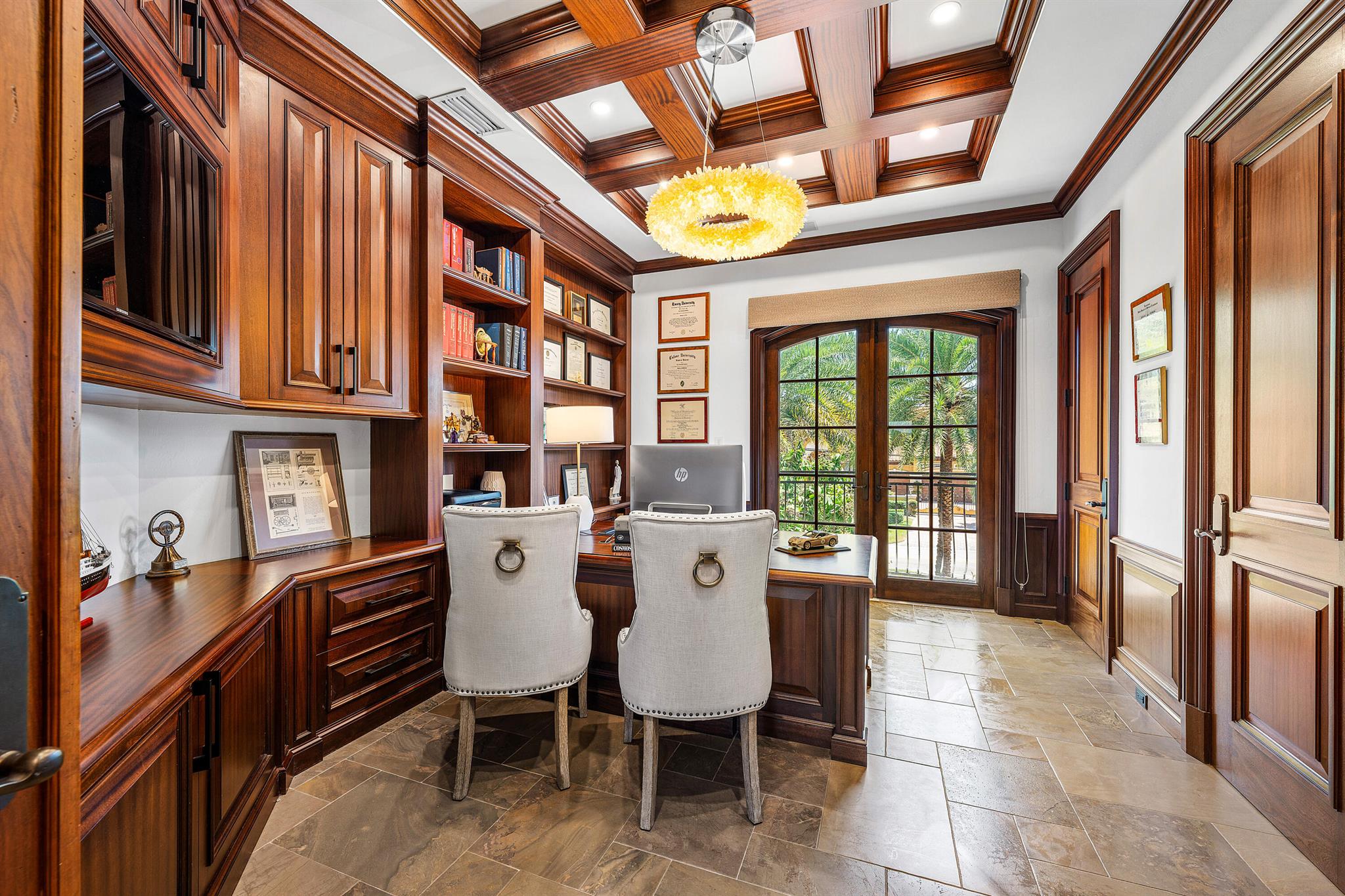 2325 NE 27th St Lighthouse Point, FL 33064