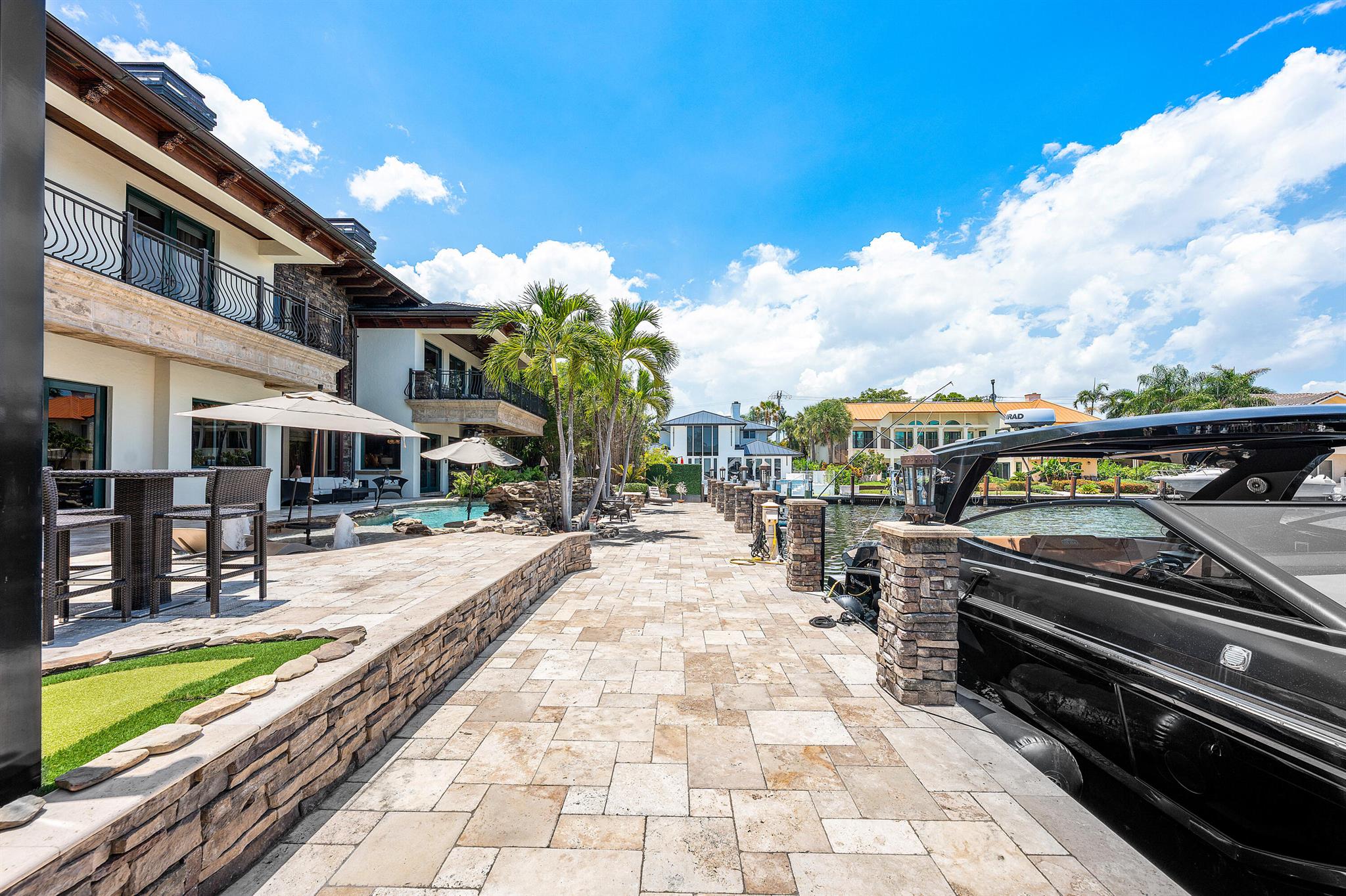 2325 NE 27th St Lighthouse Point, FL 33064