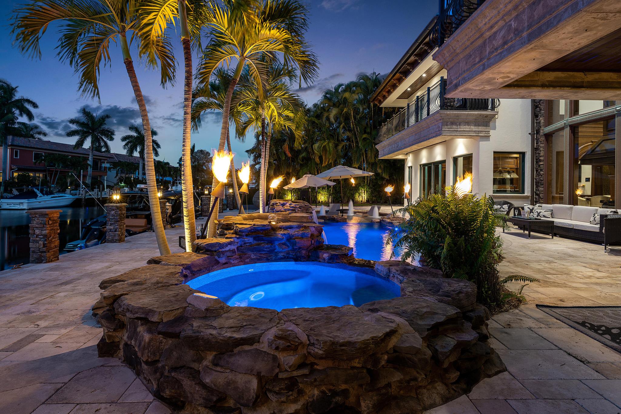 2325 NE 27th St Lighthouse Point, FL 33064