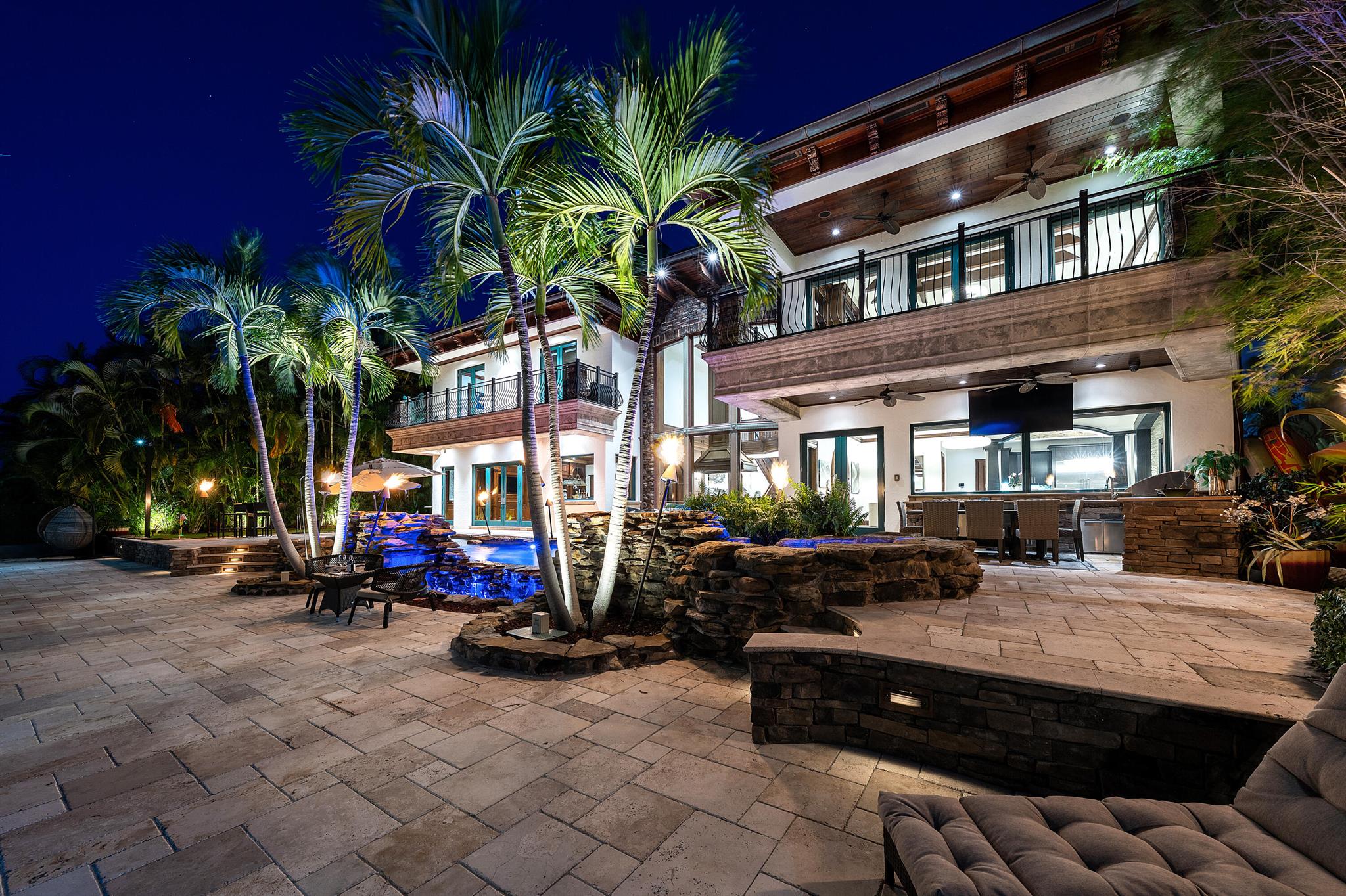 2325 NE 27th St Lighthouse Point, FL 33064