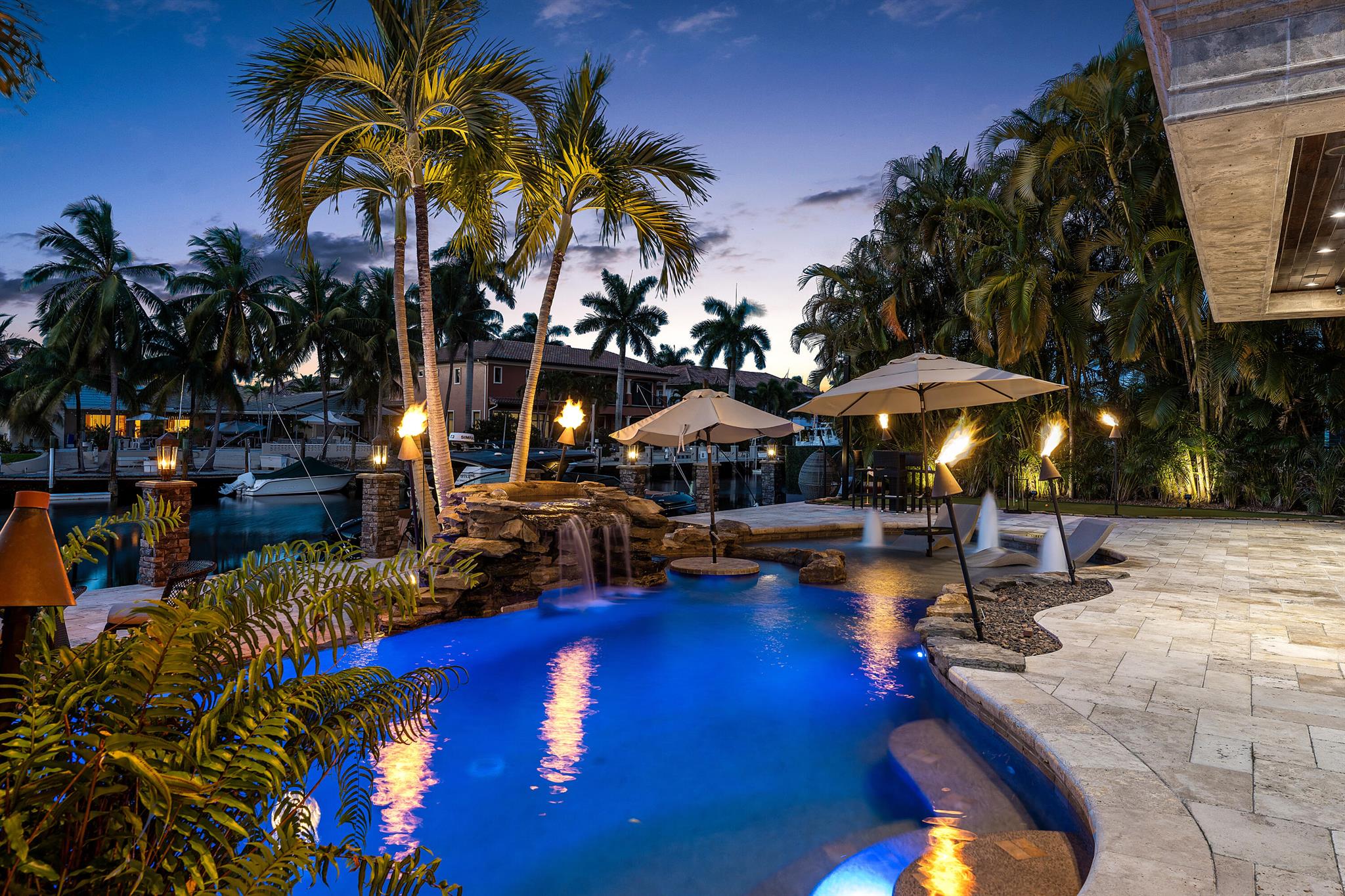 2325 NE 27th St Lighthouse Point, FL 33064