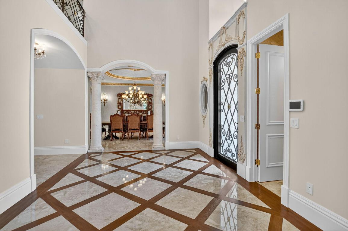 377 E Coconut Palm Boca Raton, FL 33432