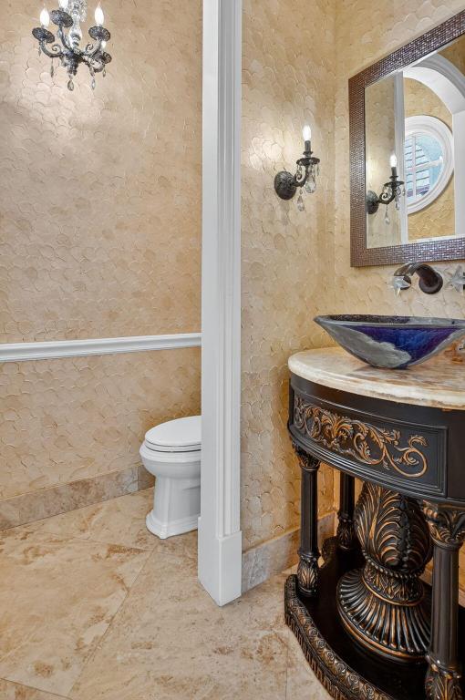 377 E Coconut Palm Boca Raton, FL 33432