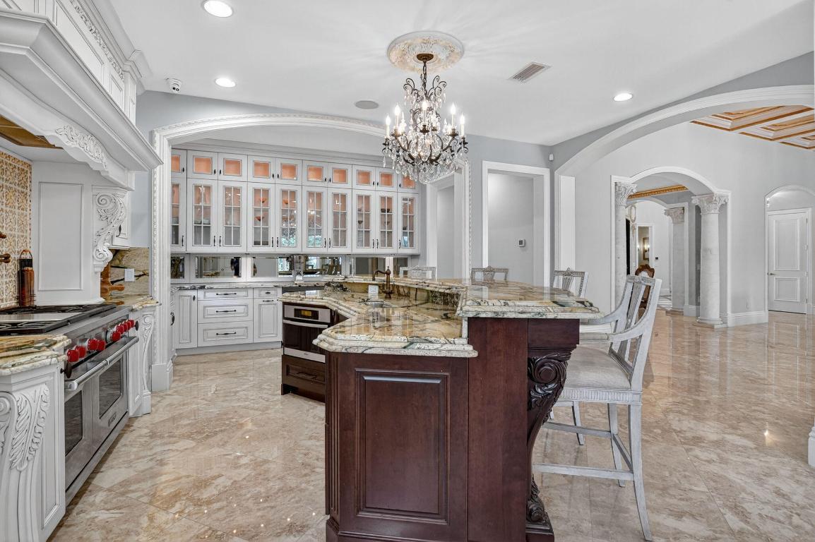 377 E Coconut Palm Boca Raton, FL 33432