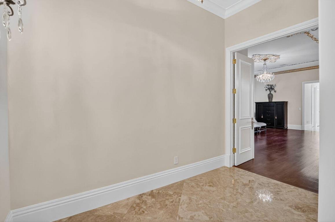 377 E Coconut Palm Boca Raton, FL 33432