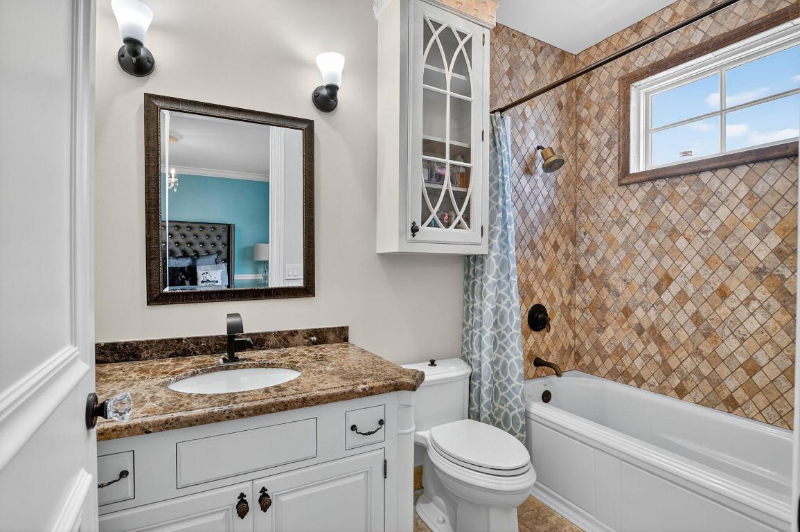 377 E Coconut Palm Boca Raton, FL 33432