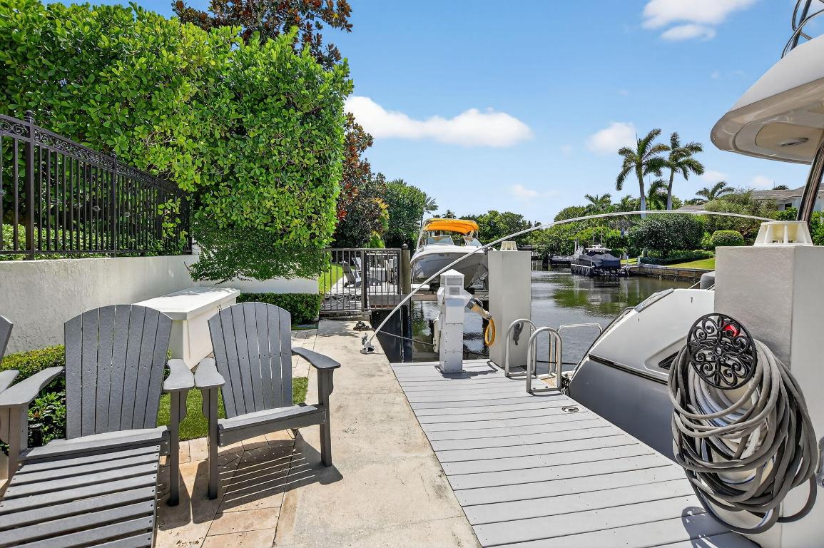 377 E Coconut Palm Boca Raton, FL 33432