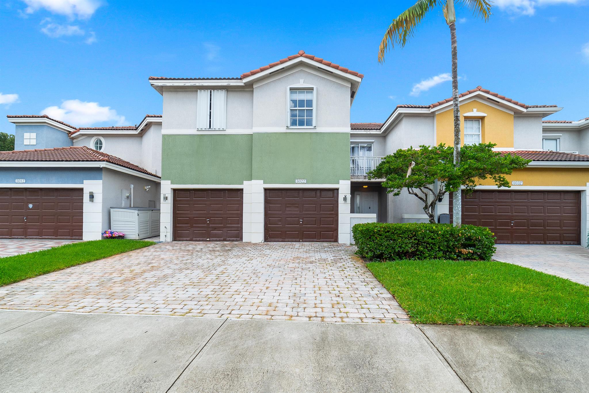 8022 NW 114th Pl