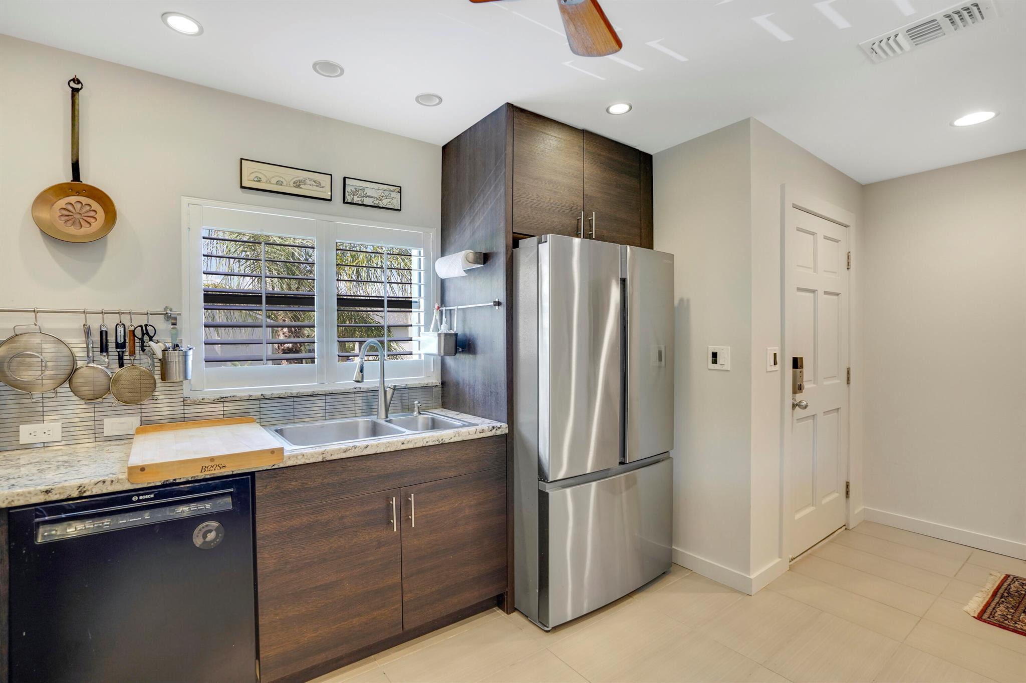 102 Clubhouse Cir Jupiter, FL 33477