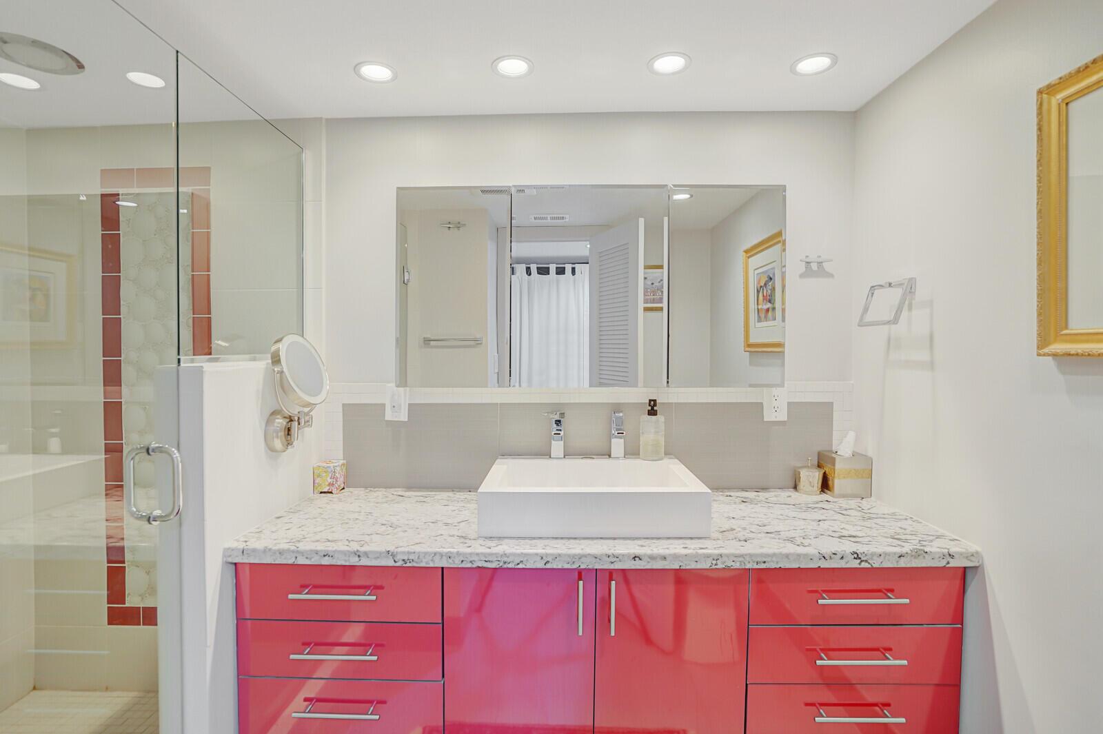 102 Clubhouse Cir Jupiter, FL 33477