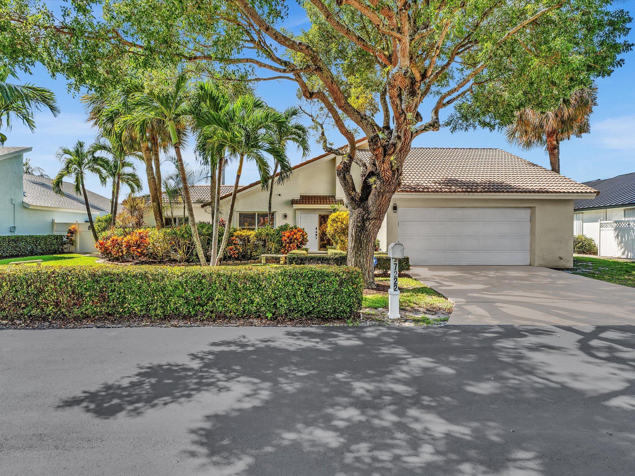7222 Carmel Ct
