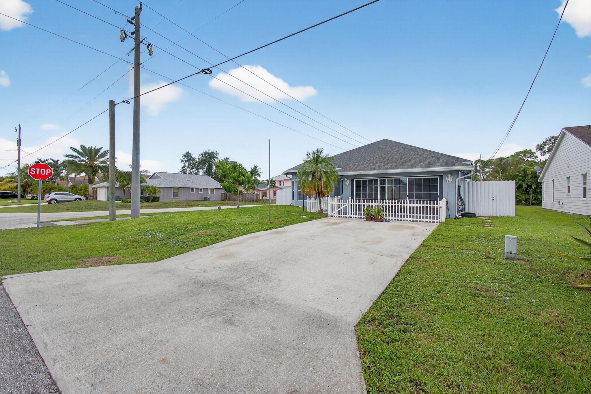 6354 Barbara St Jupiter, FL 33458